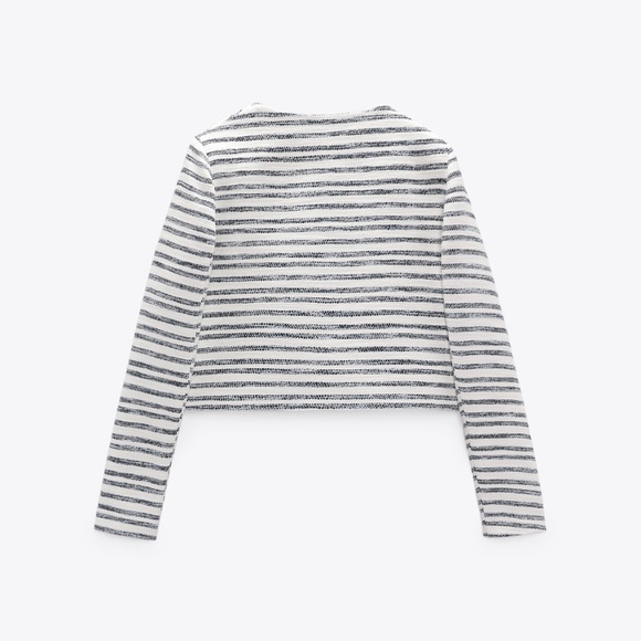 Zara limited edition buttoned cropped blazer you cannot miss - Picture 5 of 6